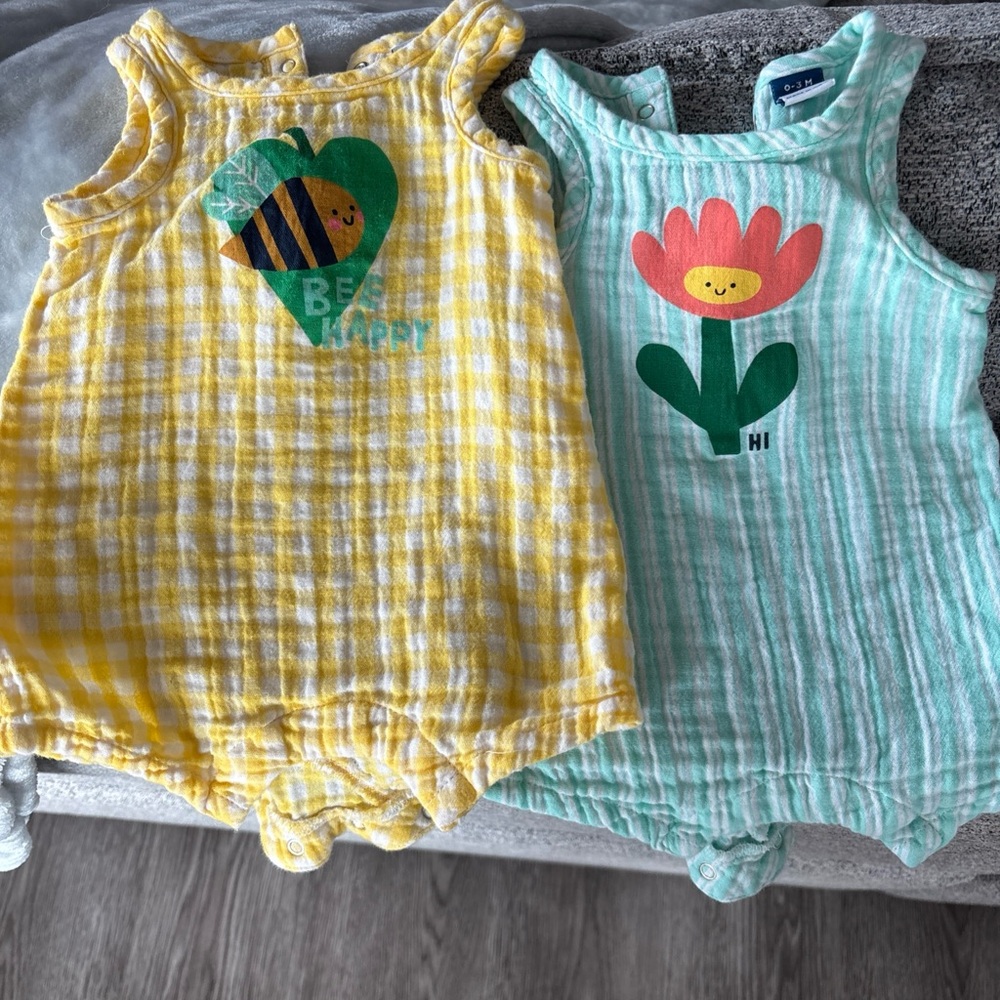 Cute Baby Rompers with Bee and Flower Prints